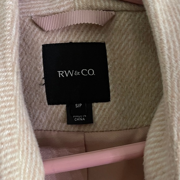 Ladies fall / winter jacket. RW & Co. size small - Picture 4 of 5